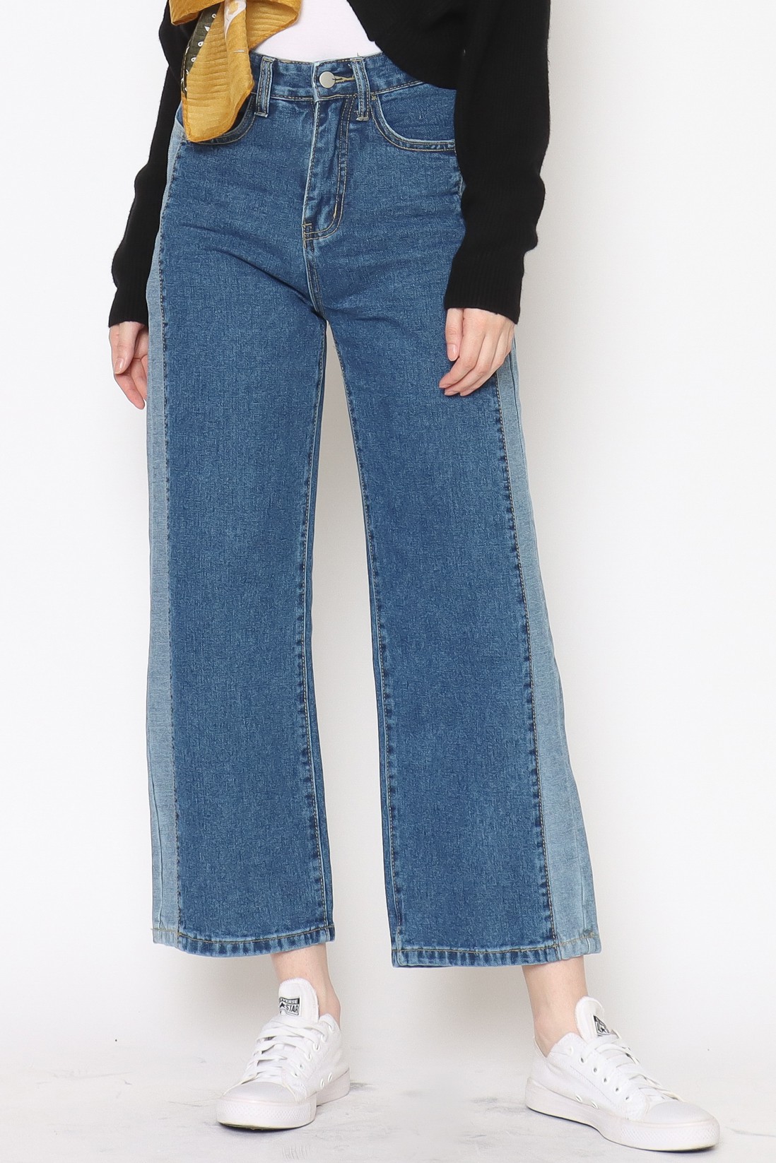 ANF Side Outline Denim - J.Rep Virtual 