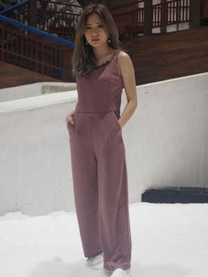 Lace Accent Neckline Jumpsuit