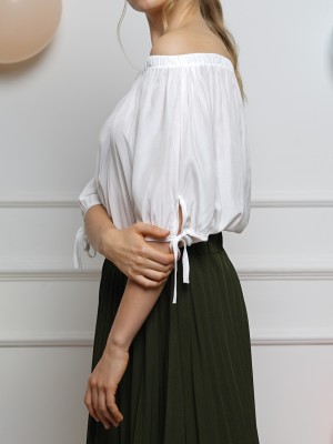 Off-Shoulder Sleeves Tied Top