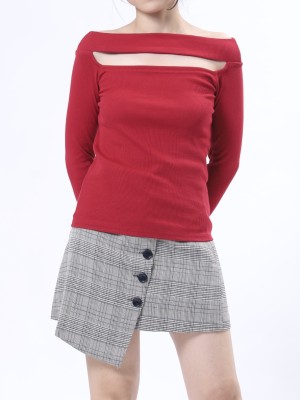 Peek-A-Boo Chest Long Sleeves Top