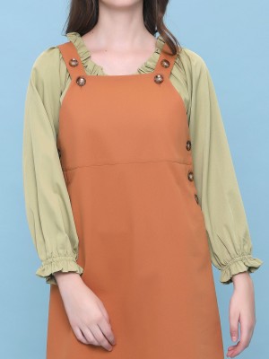 button pinafore