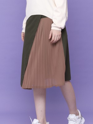 Side Pleats Skirt