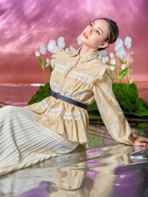 WW Embroidery Tiered Shirt