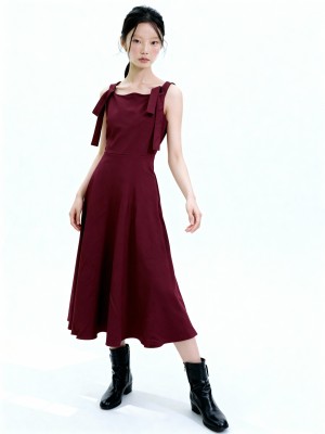 Zohara Wave Neckline Dress
