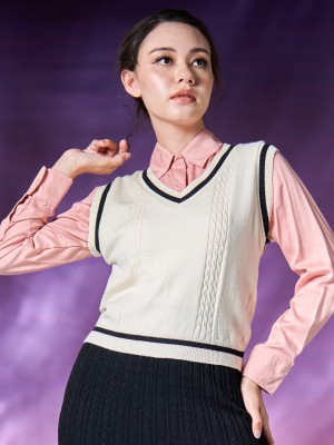 WW Knit Outline Vest