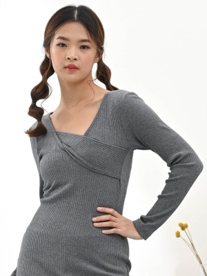 V neck knitted dress