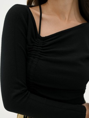 Pull-up runched long sleeves top