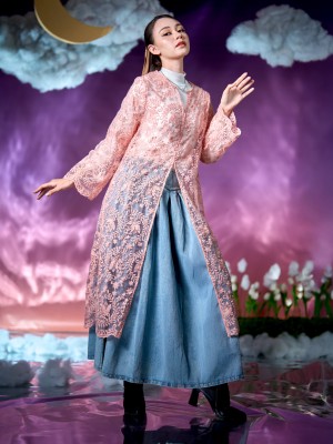 WW ELITE Menna Sheer Embroidery Outer Wear