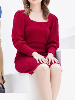 ER Square Neck Knit Dress