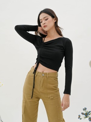 Pull-up runched long sleeves top