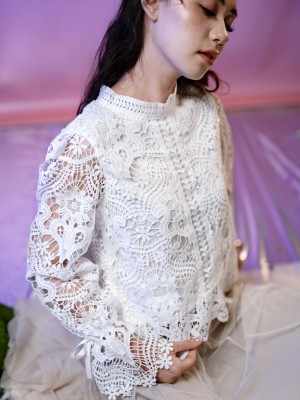 WW ELITE Zayna High Neck Embroidery