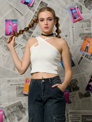 Cut Out Knit top