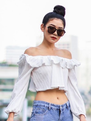 Off Shoulder Ruffles Top