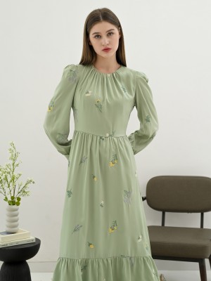 ELITE EID4 Flower Embroidery Satin Maxi Dress