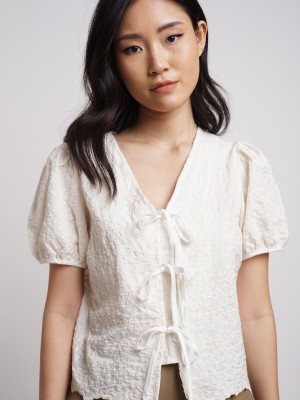 HG Front Tie Tied Embroidered Top