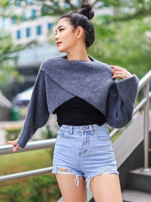 Knitted Crop Poncho