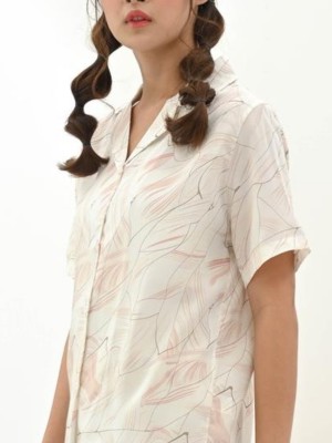 Abstract flower print shirt