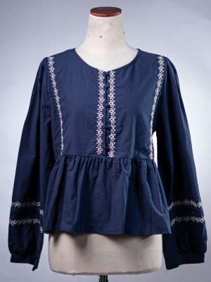 WW Laila Embroidery Accent Top