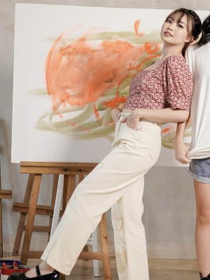 ER Heart Shape Sketch Split Leg Unbleached Denim