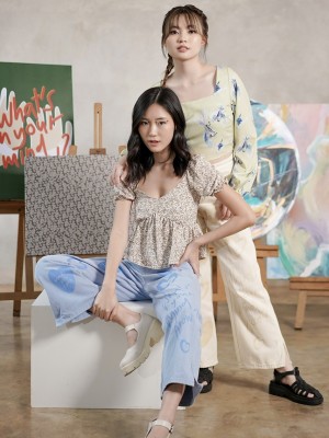 ER Flower Print Top