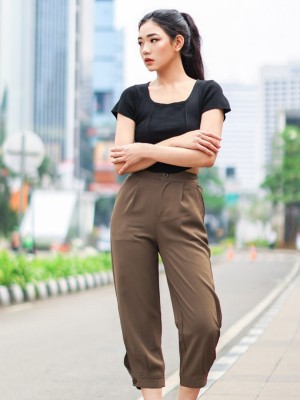 Ankle Button Loose Trousers