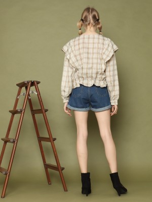 Ruffled-Bottom L/slv Checkered Top