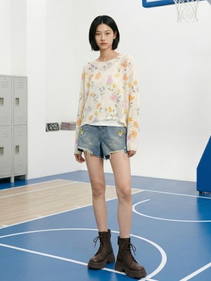 NRC Yellow Flower Embroidery Cut Edge Short