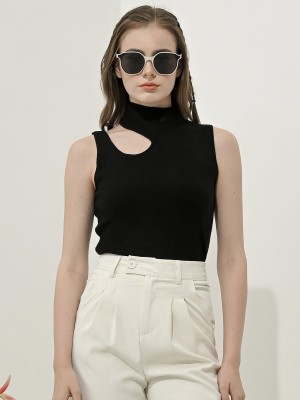 Nancy Cut Out Knit Top