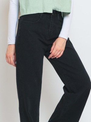 Loose Cut Black Denim