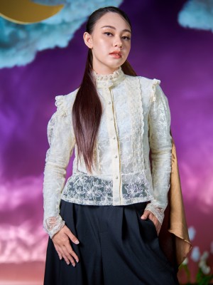 WW ELITE High Neck Sheer Embroidery Shirt