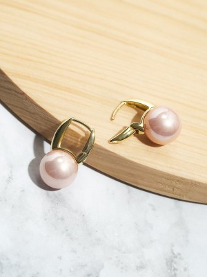 Rose Gold Pearl Earrings