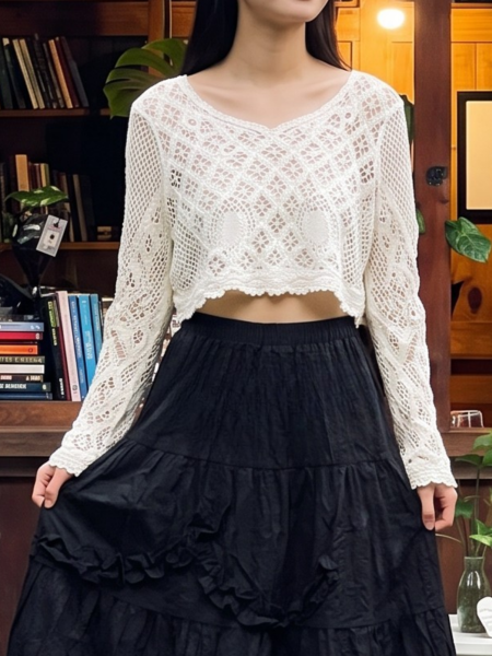 PG Crop Vintage Sleeves Hand-Knitted Top