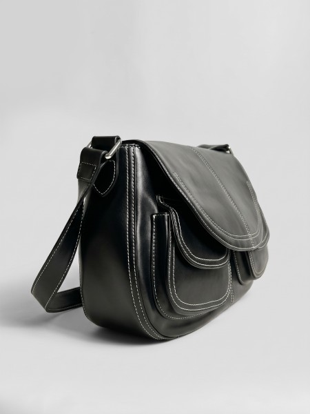 'MAYA JR.' Classic Black Hand-StitchedFlipCoverBag