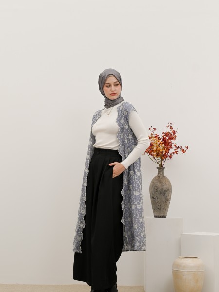 WW Embroidery Alia Outer Wear
