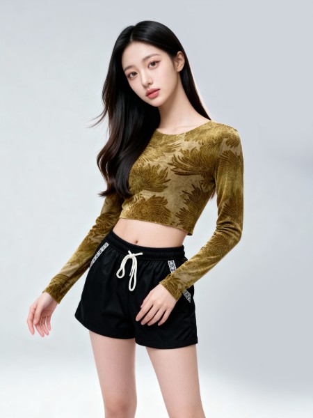 CORE Lotus Shadow Crop Tee