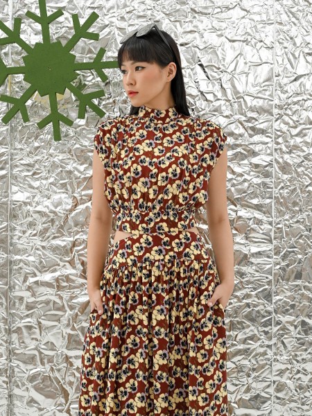 FELIZ23 Flower Print Cut Out Back Dress