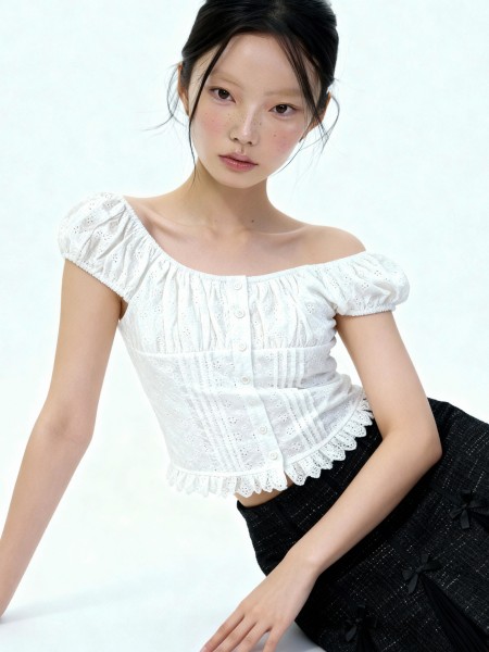 ELITE Catry White Embroidery Top