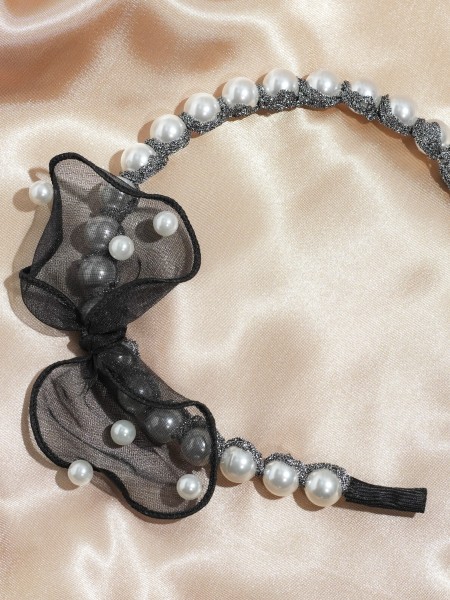 Big Pearl black tulle hairband