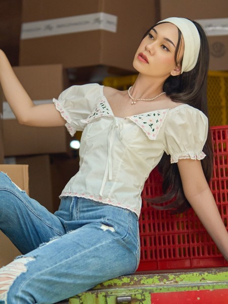 SEA Collar Embroidery Puff Sleeves Top
