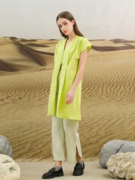 EID4 Zip Up V Neck Tunic