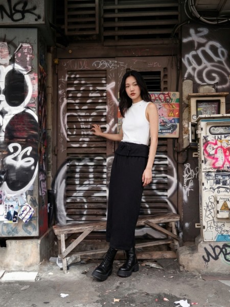 NRC Wide Elastic Folded Waist Midi Skirt