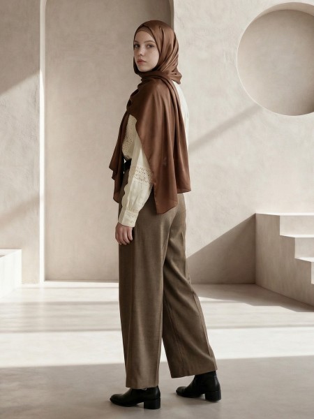 EID Noreen Straight Cut Brown Pants