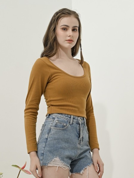 SS23 Round Neck Crop Tee