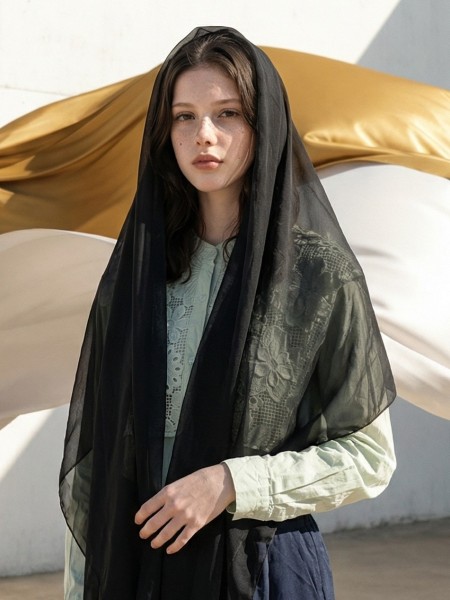 EID Zoe Upper Overlap Embroidery Shirt