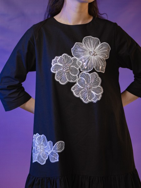 WW ELITE Embellished Ramsha Flower Midi Dress