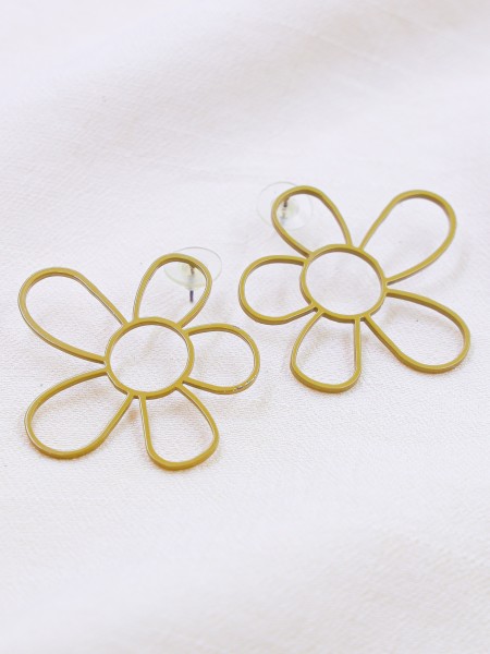 Deasy Flower Stud Earings