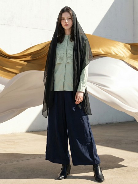 EID Zoe Upper Overlap Embroidery Shirt