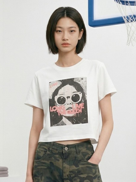 JR CORE NRC Long Live Queen Semi Crop Tee