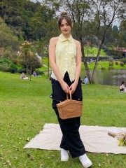 PG Sleeveless Embroidery Edge Shirt