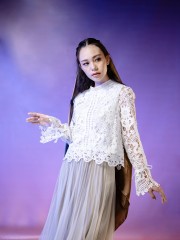 WW ELITE Zayna High Neck Embroidery